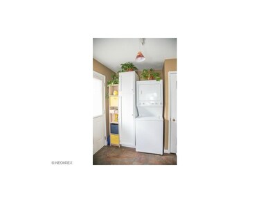 Washer & dryer included