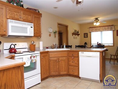 4344 SW Misty Harbor Ave, Topeka, KS 66610 - photo 7