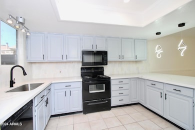 513 E Kristal Way, Phoenix, AZ 85024 - photo 2