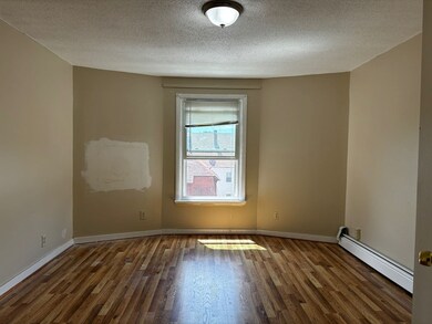 21 Willoughby St unit 3, Lawrence, MA 01841 - photo 4
