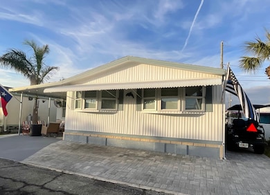 114 Lazy Ave, Bradenton, FL 34208 - photo 2