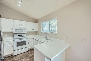 7055 Gary Street - Web Quality - 007 - 0