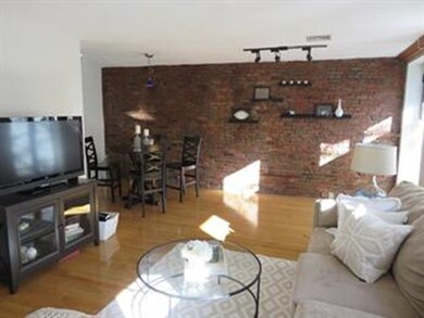 12-16 Greenough Ln unit Suite 102, Boston, MA 02113 - photo 4