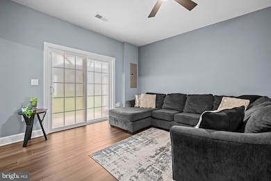 6070 Camerons Ferry Dr, Haymarket, VA 20169 - photo 4