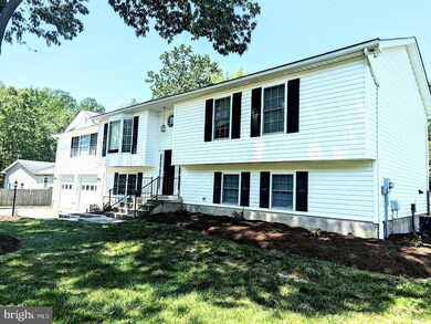 35870 Army Navy Dr, Mechanicsville, MD 20659 - photo 2