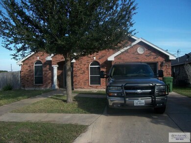 3004 Travis St, Weslaco, TX 78599 - photo 2