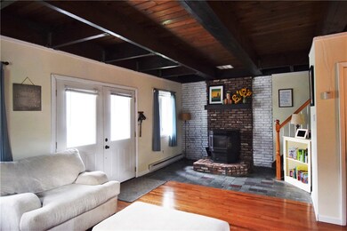 139 Pine Crest Dr, Riverside, RI 02915 - photo 3