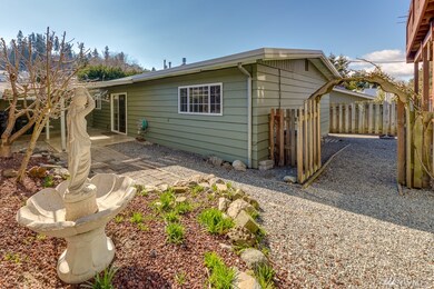 932 4th St, Mukilteo, WA 98275 - photo 7