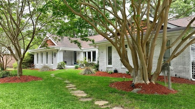front walk way garage included