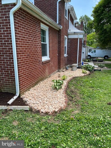 716 Warren St, Reading, PA 19601 - photo 5