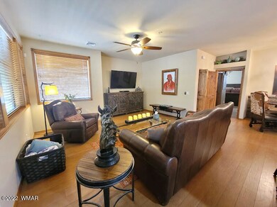 006_Living Room