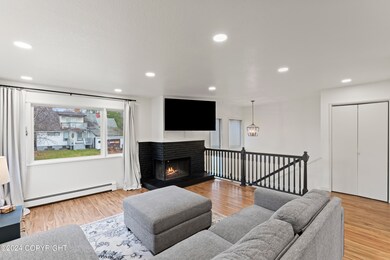 1429 Living rm