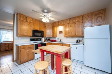 2201 California Ave, Iowa City, IA 52240 - photo 4