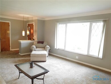 Cozy Family Room with Beautiful Box Window!