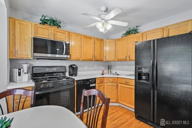 157 Setter Place, Freehold, NJ 07728 - photo 7