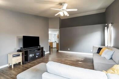 20745 Amber Way, Bend, OR 97701 - photo 5