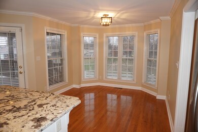 8406 Winnipeg Way, Louisville, KY 40228 - photo 7