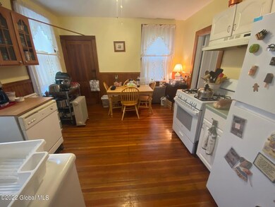 6 Mechanic St, Troy, NY 12180 - photo 7