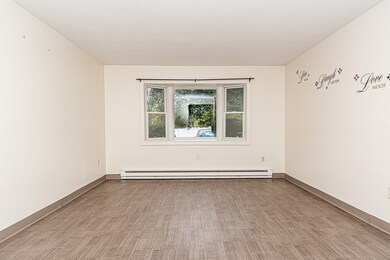 306 Aiken Ave unit 18, Lowell, MA 01850 - photo 5