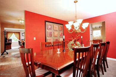 Formal Dining