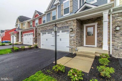 25170 Coats Square, Aldie, VA 20105 - photo 2