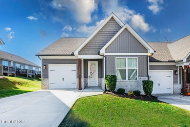 7619 Long Shot Ln, Knoxville, TN 37918 - photo 2