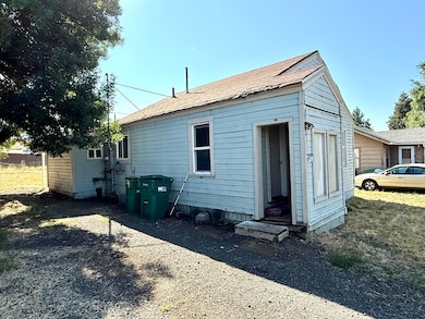 4977 Mathers St, Klamath Falls, OR 97601 - photo 3