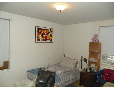 29 Englewood Ave unit 4, Brookline, MA 02445 - photo 2