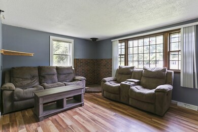10 Jowett St, Carver, MA 02330 - photo 4