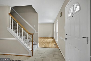 8422 Blevins Way Ct, Vienna, VA 22182 - photo 7