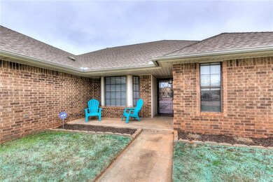 1405 N Park Place, Moore, OK 73160 - photo 4