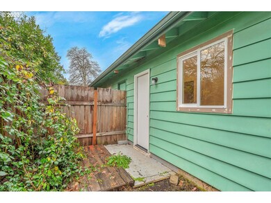 1912 17th Ave, Forest Grove, OR 97116 - photo 3