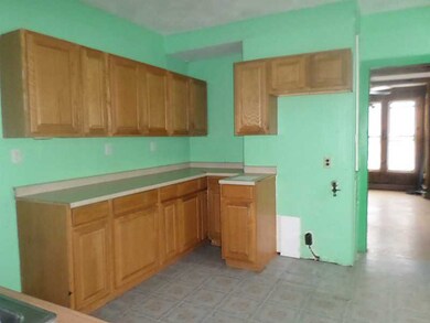 216 3rd Ave, Woonsocket, RI 02895 - photo 6