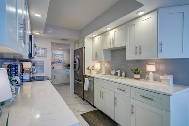 Dunes Towers unit B2A, Riviera Beach, FL 33404 - photo 6