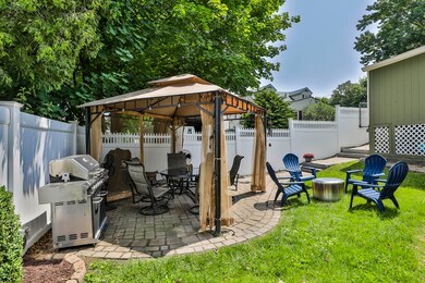 10 Hemenway St, Methuen, MA 01844 - photo 6