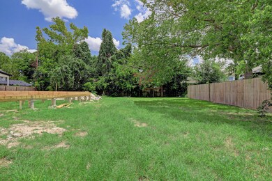502 Cordell St, Houston, TX 77009 - photo 2