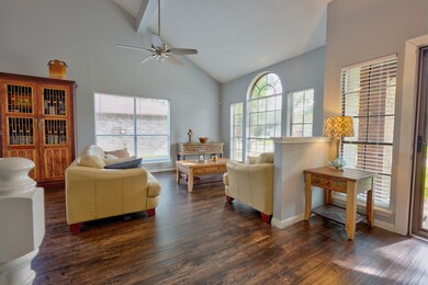 1903 Valero St, Friendswood, TX 77546 - photo 4