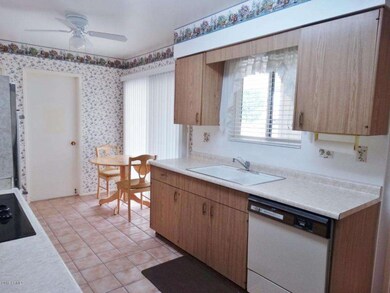 10707 W Venturi (10)