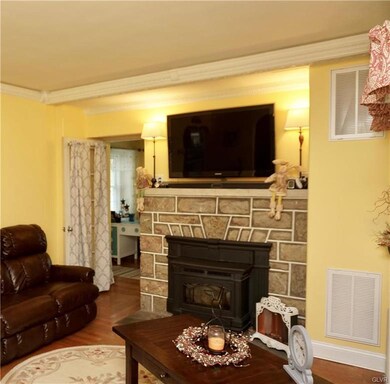 1464 Limeport Pike, Coopersburg, PA 18036 - photo 6