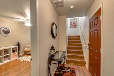 428 N Mahogany