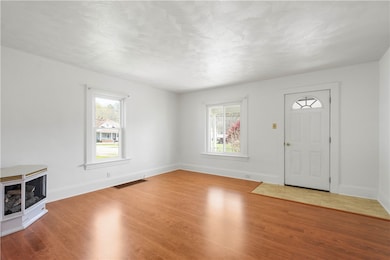 106 Level St, Bentleyville, PA 15314 - photo 6