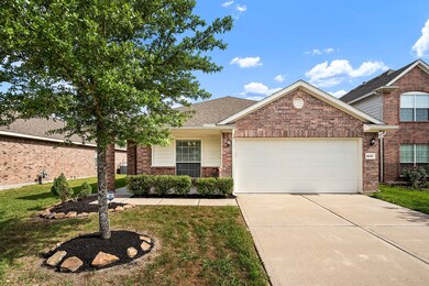 8838 Parlin Ridge Dr, Houston, TX 77040 - photo 2