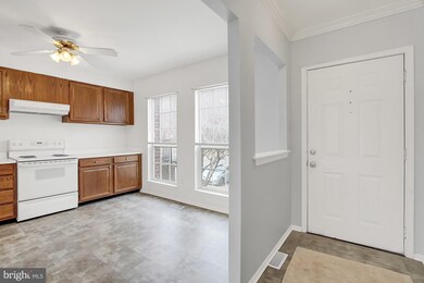 81 Roger Valley Ct, Parkville, MD 21234 - photo 2