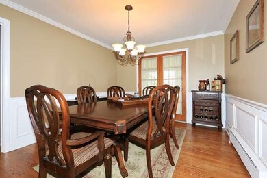 9517 W Oak Place, Des Plaines, IL 60016 - photo 6