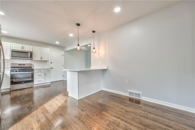 12301 E 48th St S, Independence, MO 64055 - photo 7