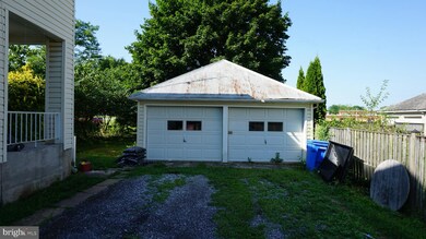 410 E Baltimore St, Taneytown, MD 21787 - photo 4