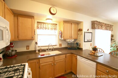 1 - Kitchen 2-e.jpg