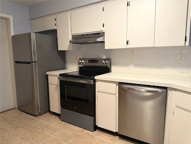 8840 Martinique Ln, Port Richey, FL 34668 - photo 5