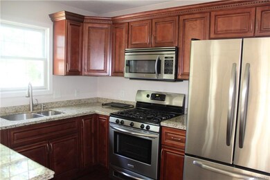 345 Selkirk Dr, North Tonawanda, NY 14120 - photo 7