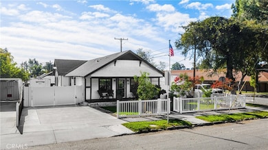 506 E 11th St, Upland, CA 91786 - photo 2